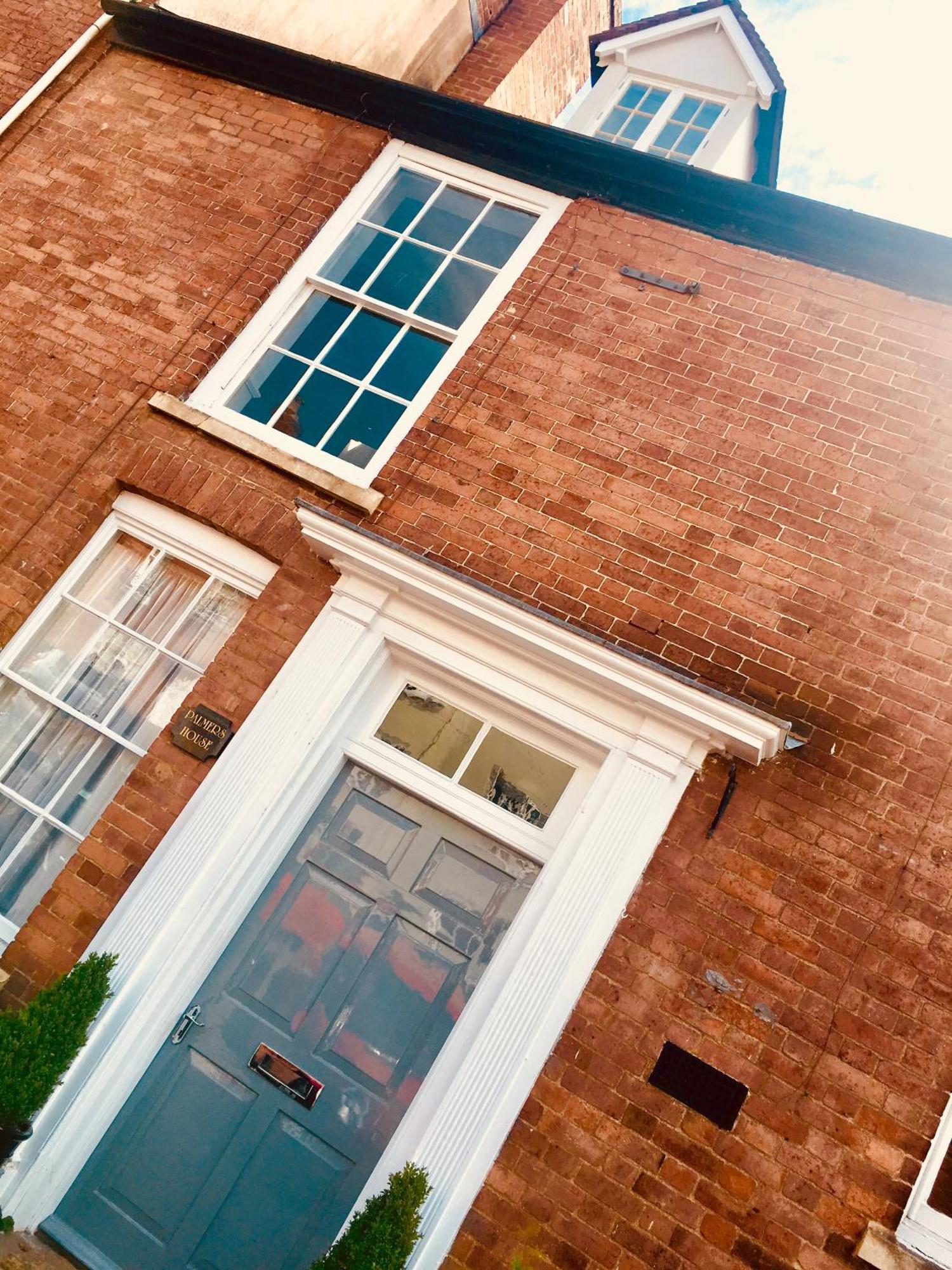 Luxury 2 Bed Apartment With Free Parking ラドロー エクステリア 写真